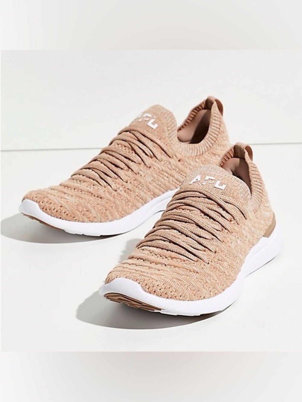 ATHLETIC PROPULSION LABS | ROSE GOLD TECHLOOM WAVE SNEAKERS SIZE 8.5